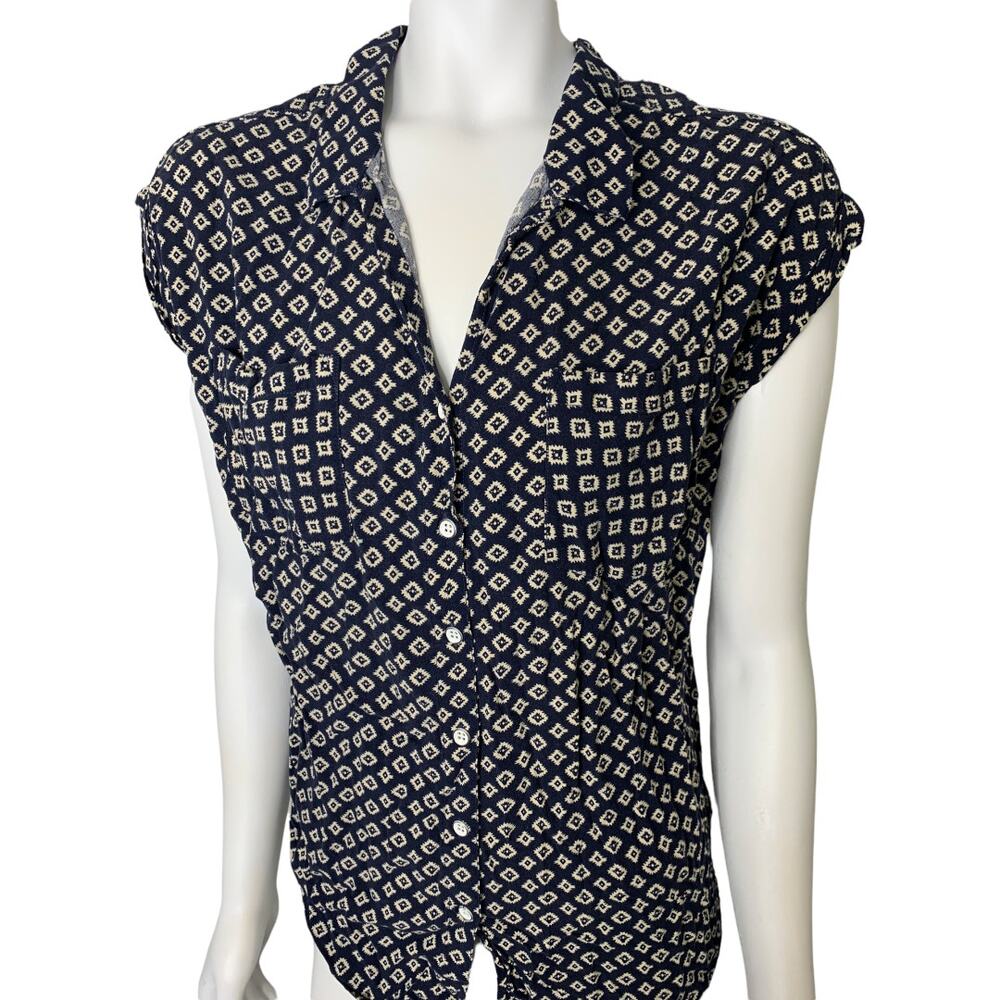 Jachs Girlfriend patterned button down shirt Medium